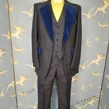 Мода Черно сватба мъже костюми тънък годни синьо кадифе връх ревера младоженец смокинги 3 парчета комплекти красив мъжки блейзър костюм Homme