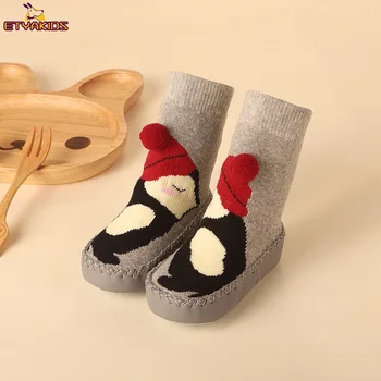 Зимни топли подови чорапи карикатура животински противоплъзгащи чорапи за обувки за новородено бебе малко дете закрито Sox боси детски чорапи 12-15cm