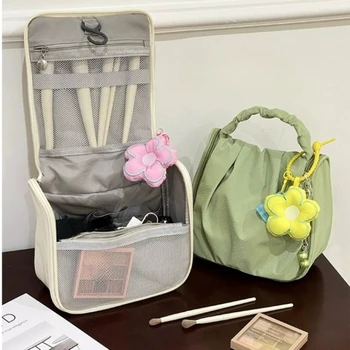Дамски твърди козметични чанти с голям капацитет Чанти Тоалетни принадлежности Продукти за грижа за кожата Грим Организатор Пътуване Измиване Чанти за съхранение