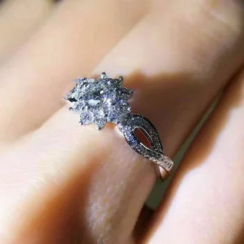 2024 Ослепителни сватбени пръстени за жени Луксозен AAA кубичен цирконий модерен дизайн модни аксесоари за пръсти Висококачествени бижута