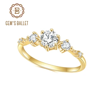 GEM'S BALLET 925 стерлинги сребро Moissanite пръстен 0.5TCW кръг нарязани безцветен Moissanite три камък годежен пръстен за жени