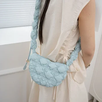 Веган надолу Crossbody чанти жени луксозен дизайнер мода плисирани пратеник чанта женски случайни универсален мини Hobos рамо чанта