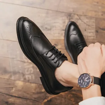 Черни кожени обувки Мъжки висококачествени бизнес официални облекла Ежедневни младежи Британски Височина Увеличаващ костюм Мъжки младоженец сватбени обувки